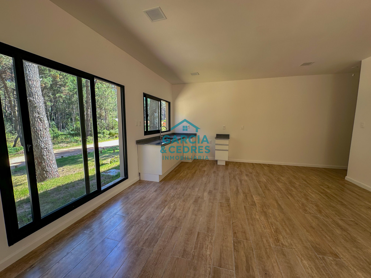 Casa ID.121 - Casas a estrenar en Laguna del Sauce, Punta del Este.