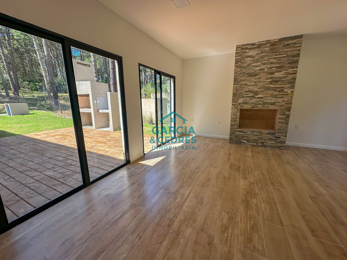 Casa ID.121 - Casas a estrenar en Laguna del Sauce, Punta del Este.