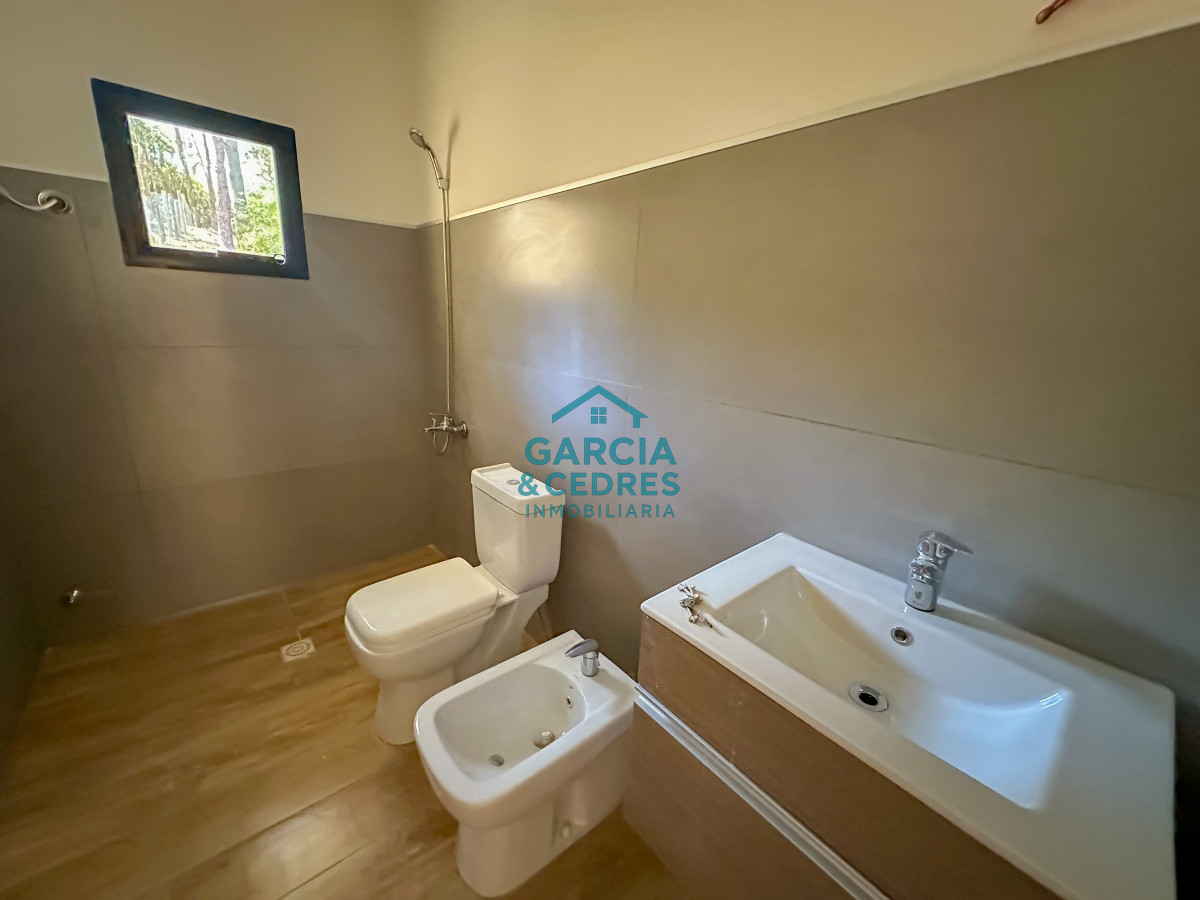 Casa ID.121 - Casas a estrenar en Laguna del Sauce, Punta del Este.