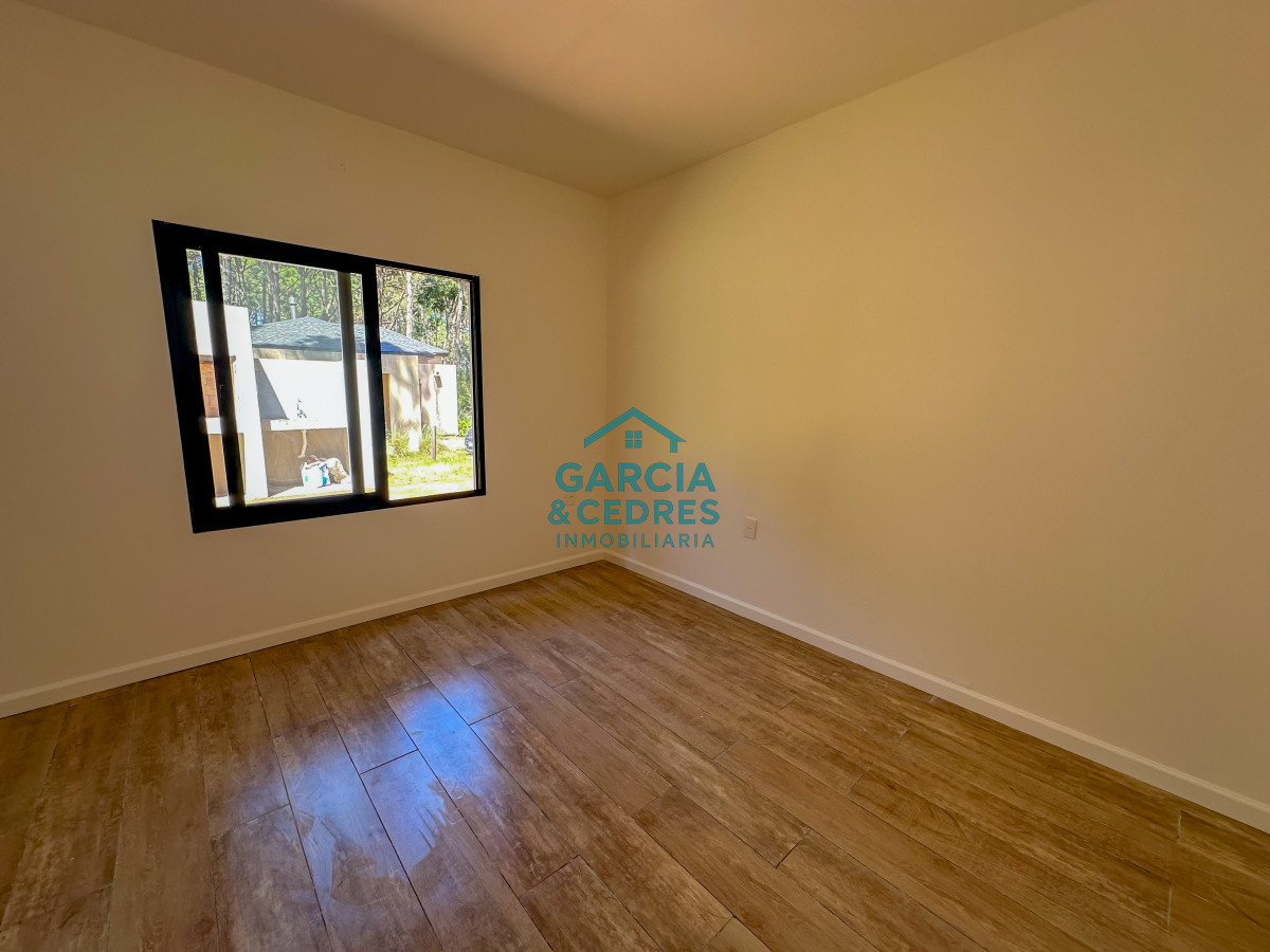 Casa ID.121 - Casas a estrenar en Laguna del Sauce, Punta del Este.