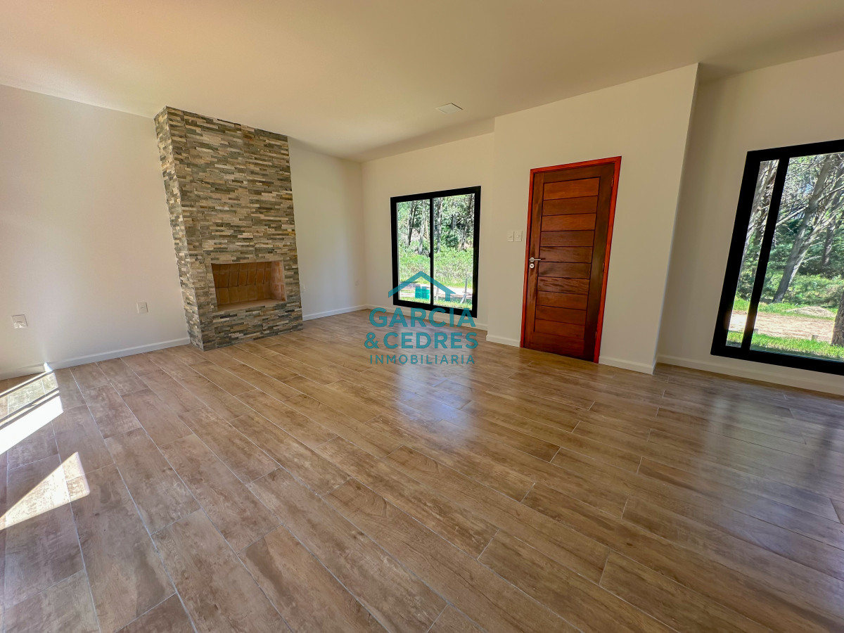 Casa ID.121 - Casas a estrenar en Laguna del Sauce, Punta del Este.