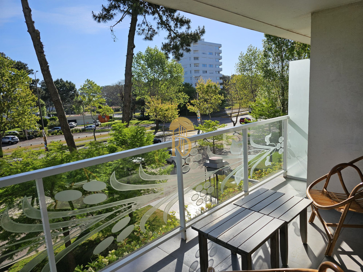 Departamento en torre Yoo alquiler invernal U$S 990 -id-78-10