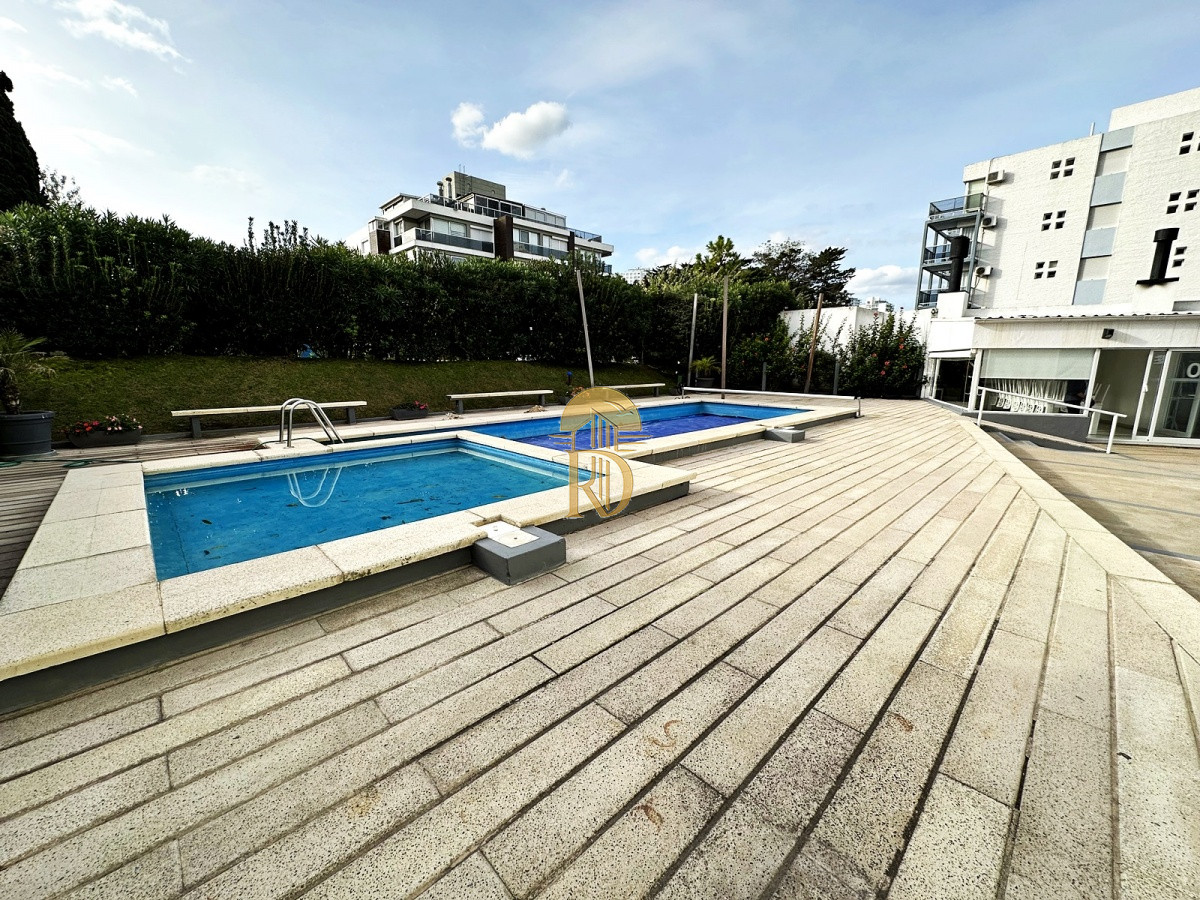 Exclusivo Penthouse con parrillero propio!!! -id-823-24