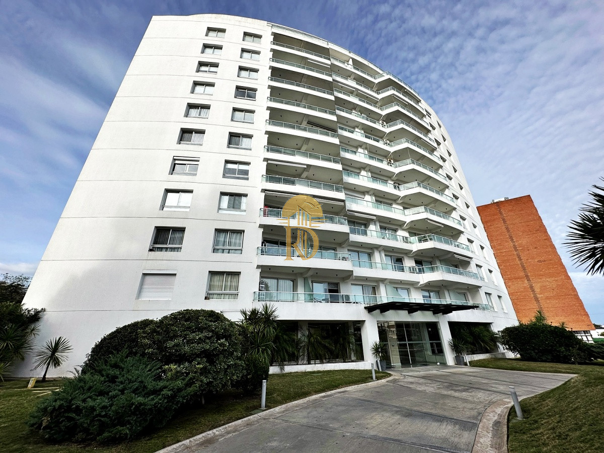 Exclusivo Penthouse con parrillero propio!!! -id-823-23
