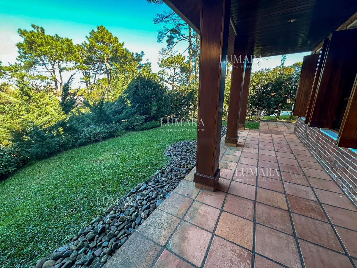 Casa ID.3413 - Hermosa casa pronta para comenzar a disfrutar a metros del mar 