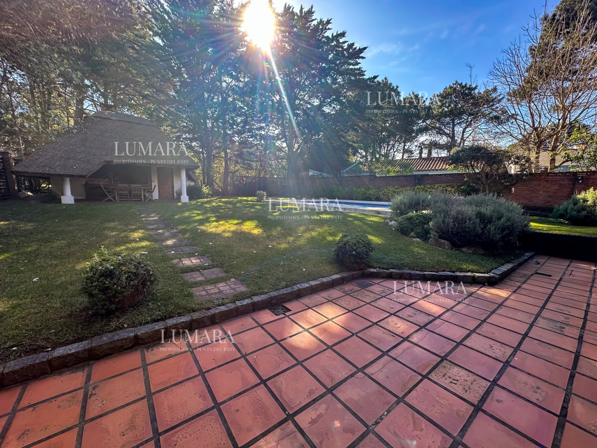 Casa ID.3413 - Hermosa casa pronta para comenzar a disfrutar a metros del mar 