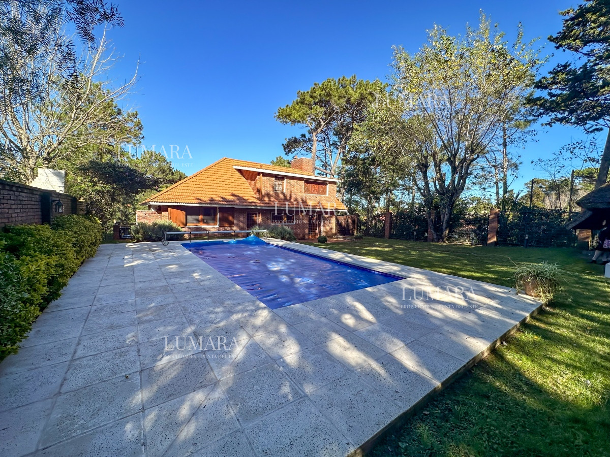 Casa ID.3413 - Hermosa casa pronta para comenzar a disfrutar a metros del mar 