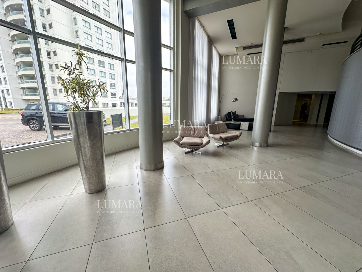 Apartamento ID.3426 - Ocean Drive, exclusivo departamento en venta.