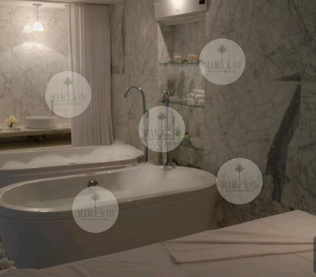 Apartamento ID.2381 - Departamento en torre Yoo alquiler invernal U$S 990