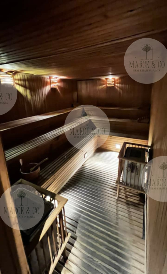 Apartamento ID.2381 - Departamento en torre Yoo alquiler invernal U$S 990