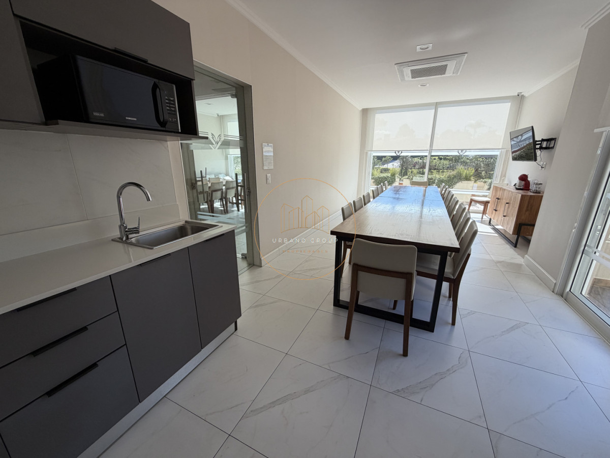 Apartamento ID.76 - DEPARTAMENTO MODERNO FRENTE AL MAR U$S 380.000 