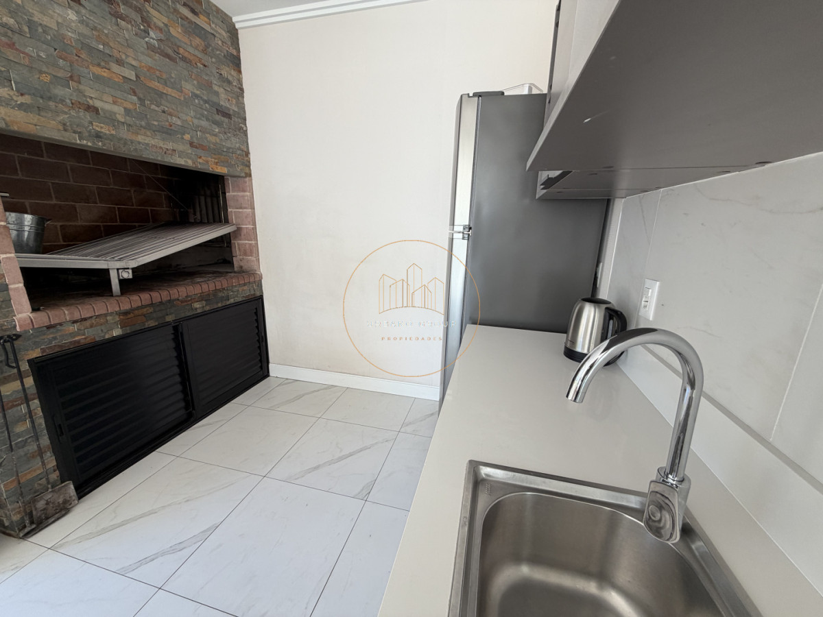 Apartamento ID.76 - DEPARTAMENTO MODERNO FRENTE AL MAR U$S 380.000 