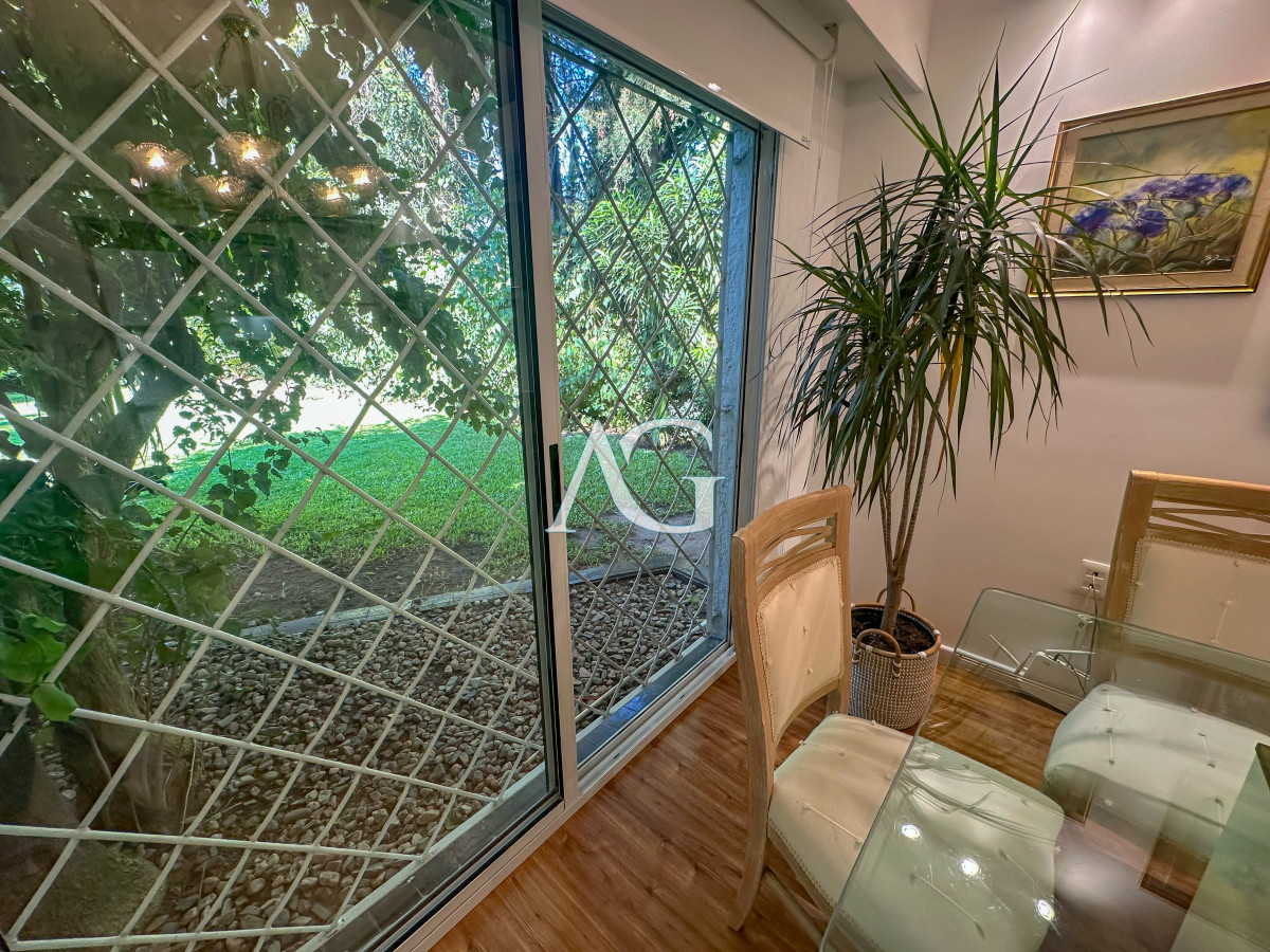 Casa ID.458 - Hermosa casa en barrio Cantegril