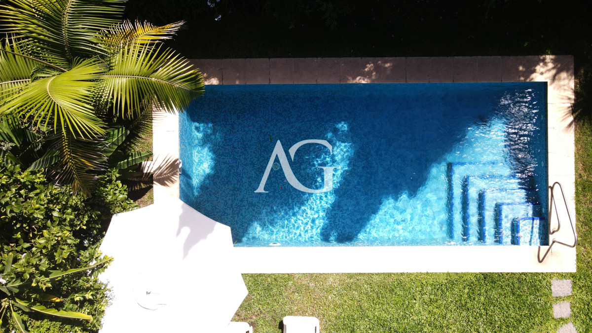 Casa ID.458 - Hermosa casa en barrio Cantegril