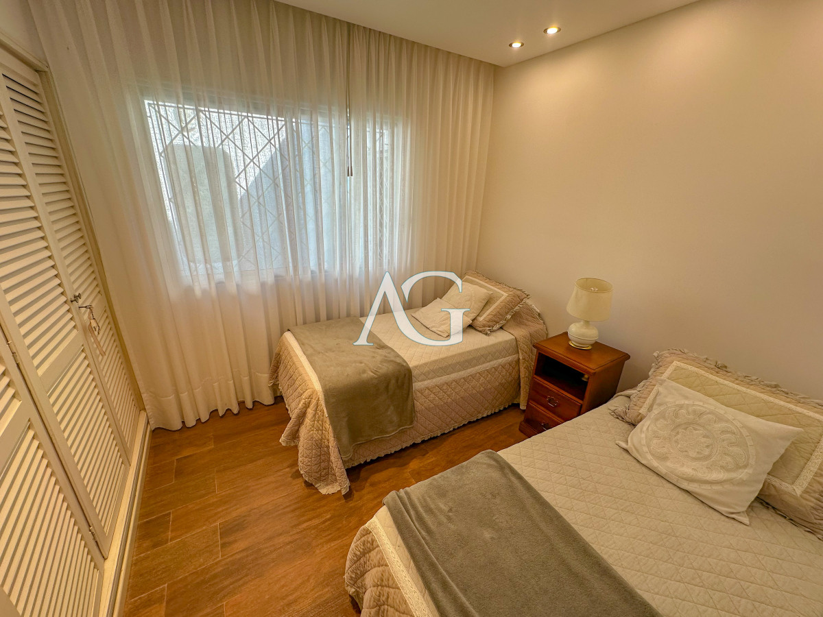 Casa ID.458 - Hermosa casa en barrio Cantegril