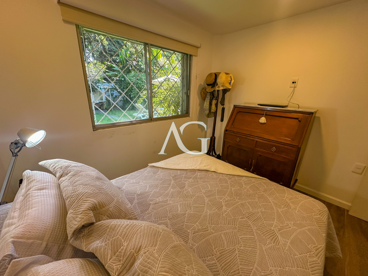 Casa ID.458 - Hermosa casa en barrio Cantegril