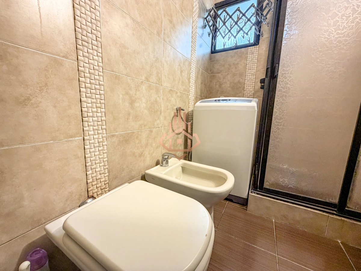 OPORTUNIDAD en peninsula venta de 1 dormitorio