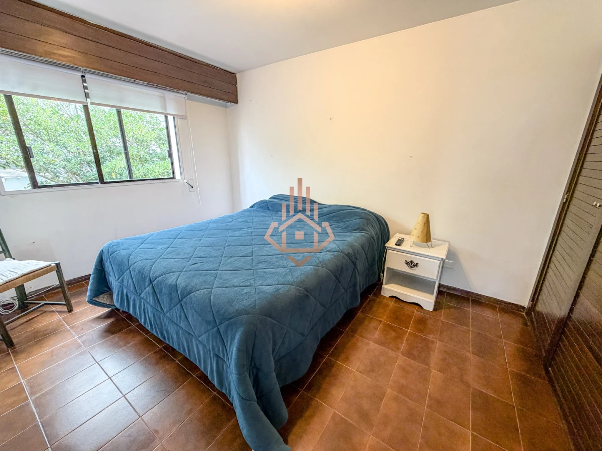 OPORTUNIDAD en peninsula venta de 1 dormitorio