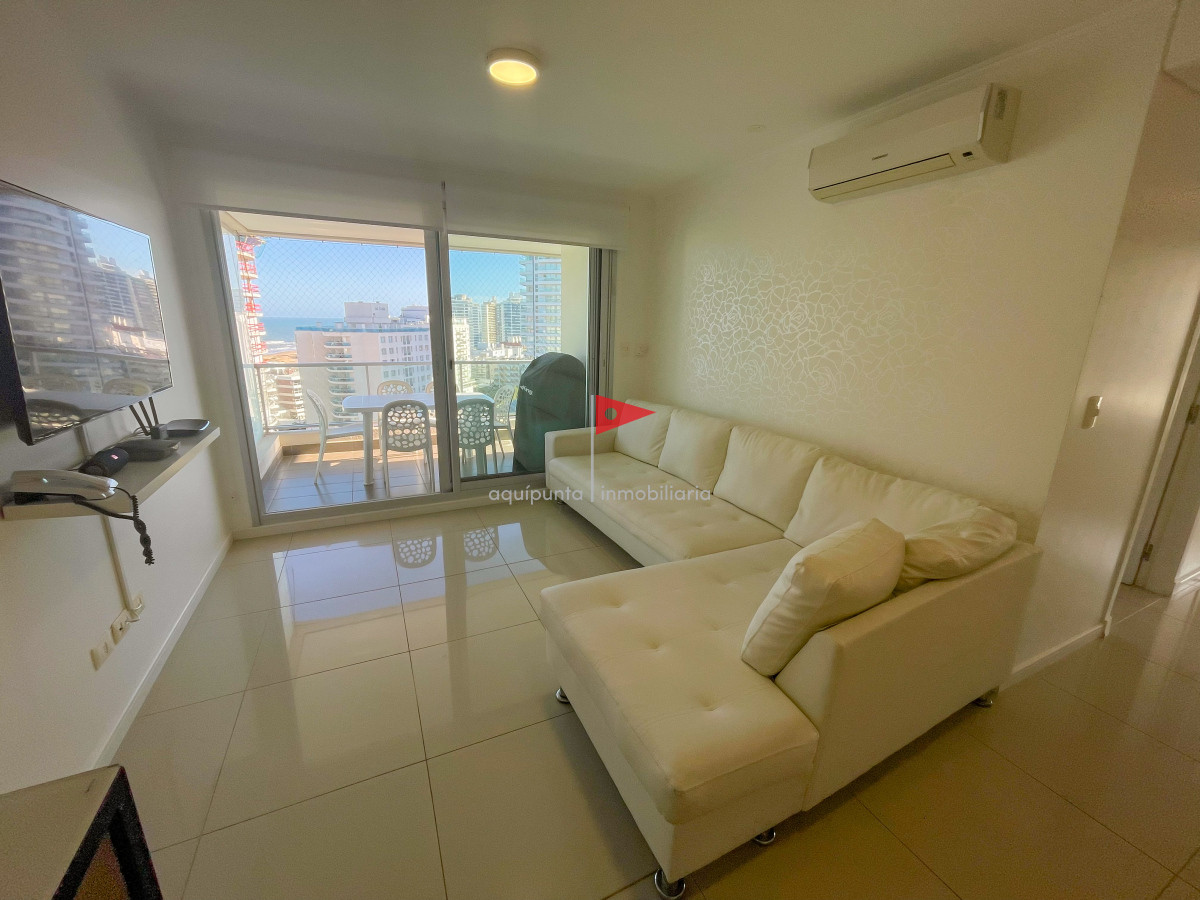 Apartamento ID.187 - Venta Piso alto en torre premium en Playa Brava