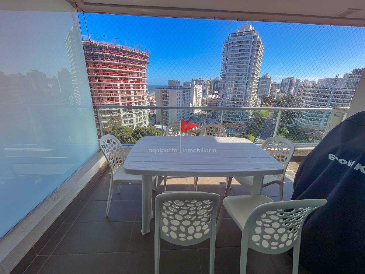 Apartamento ID.187 - Venta Piso alto en torre premium en Playa Brava
