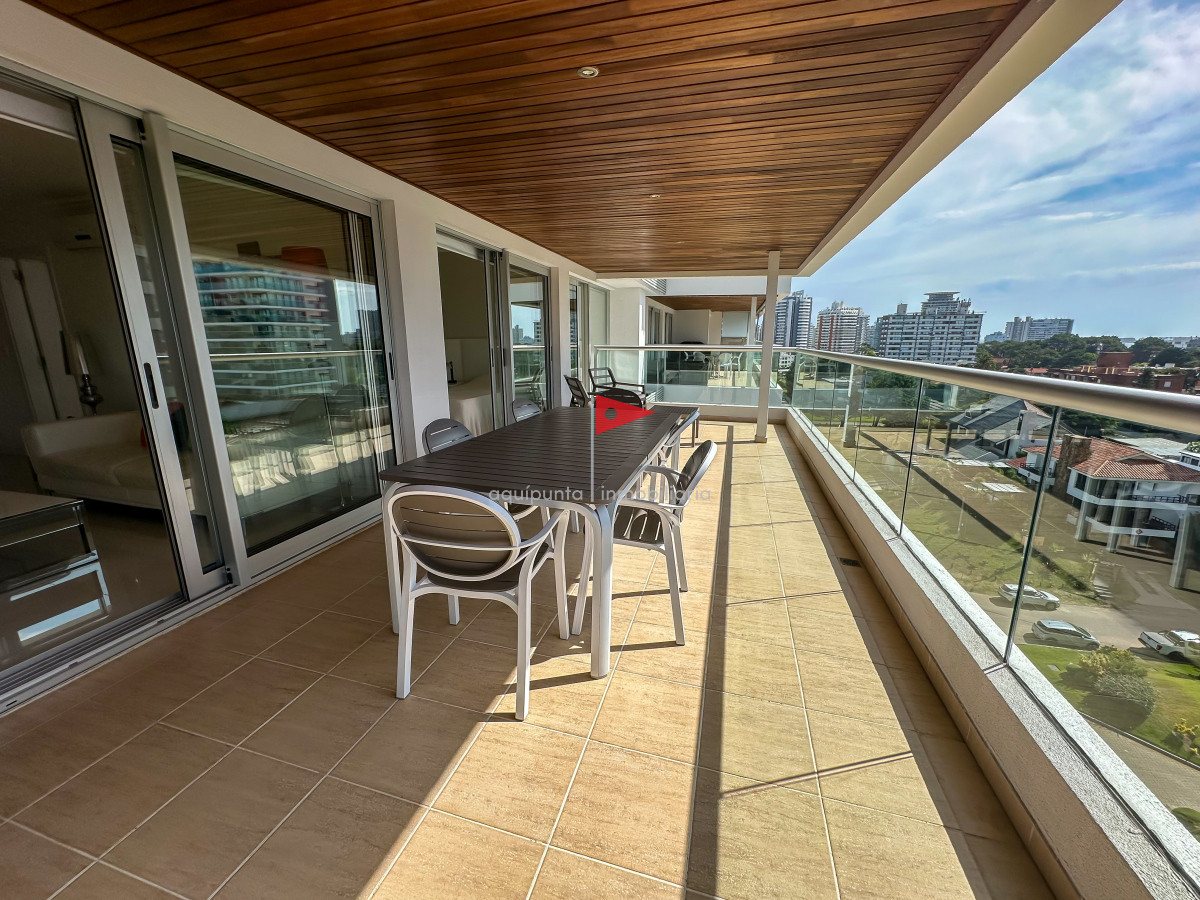 Apartamento ID.186 - Icon Brava en venta de 2 dormitorios y medio 