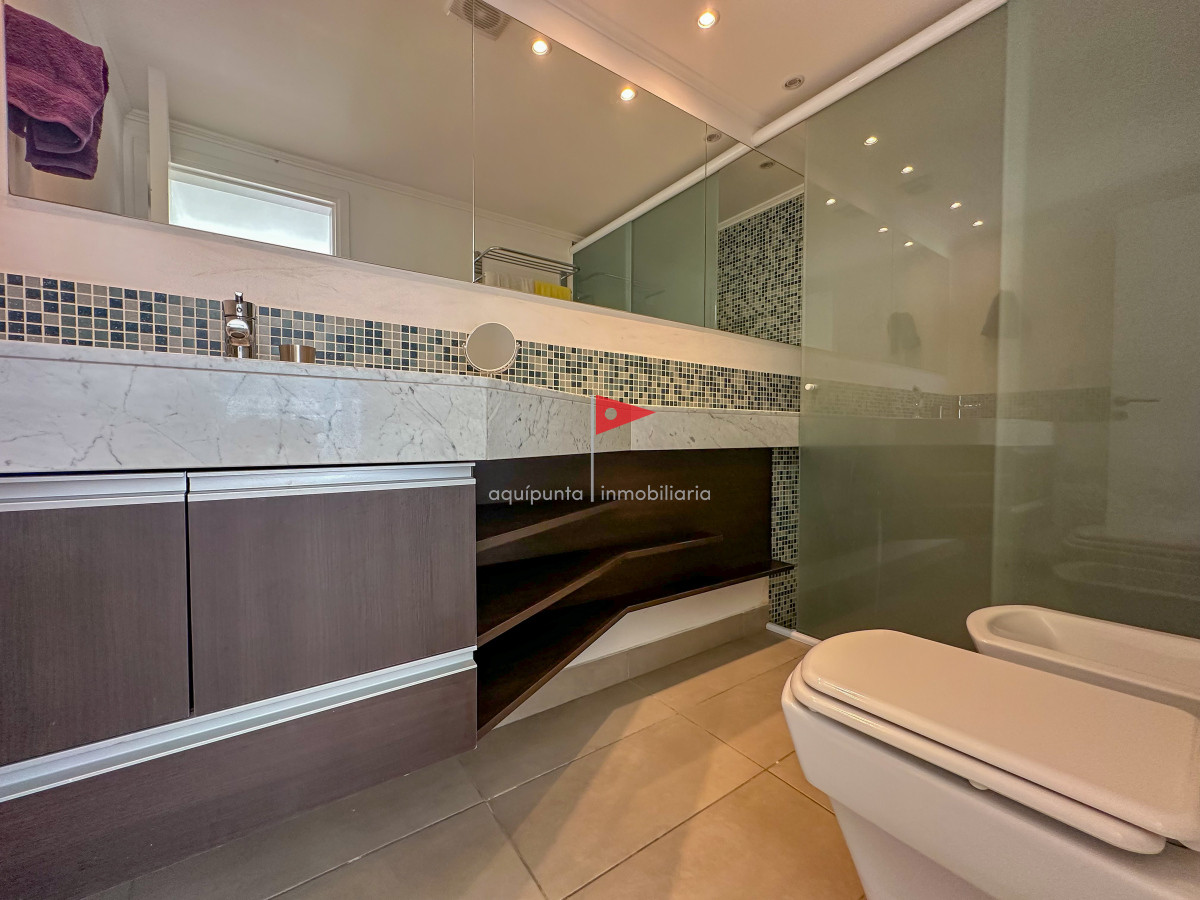 Apartamento ID.186 - Icon Brava en venta de 2 dormitorios y medio 