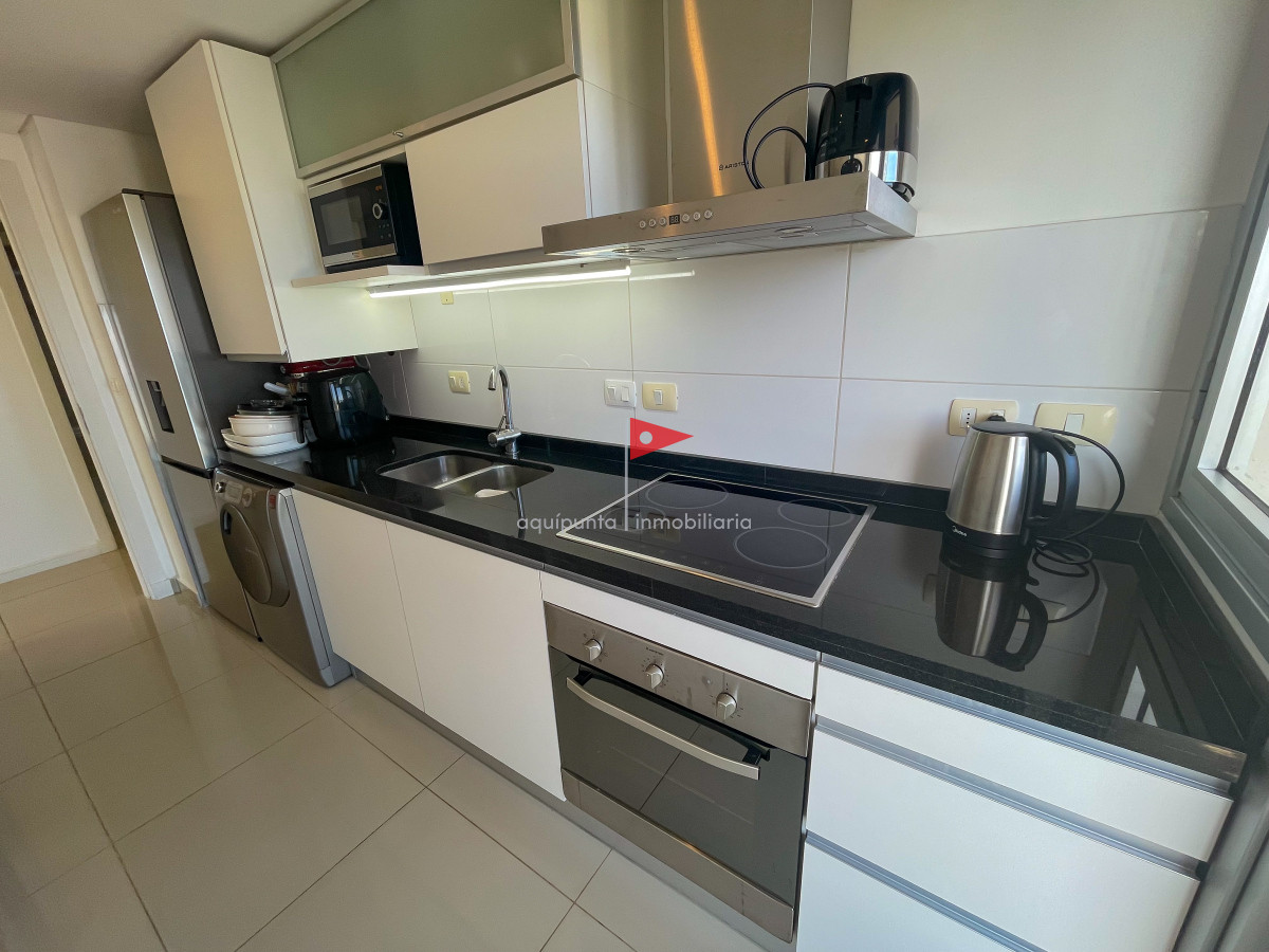 Apartamento ID.187 - Venta Piso alto en torre premium en Playa Brava
