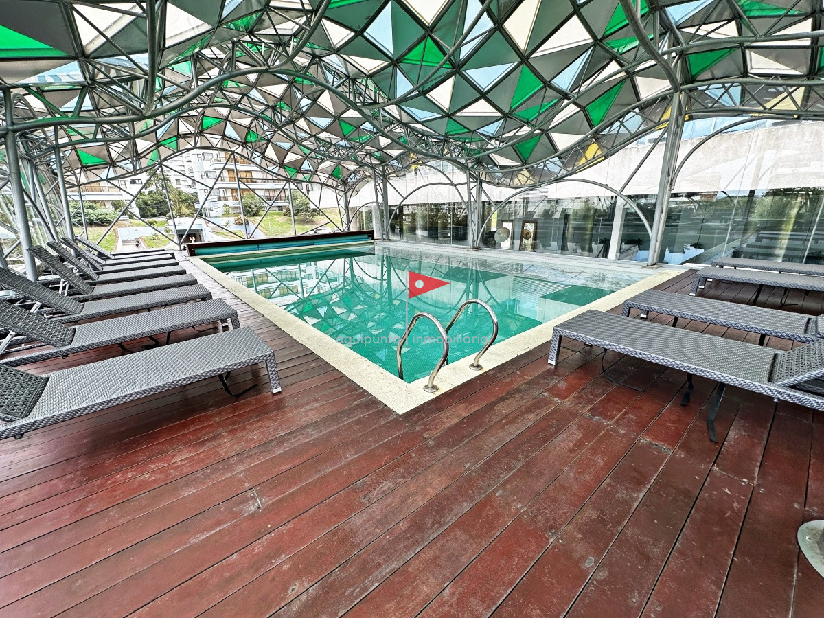 Apartamento ID.186 - Icon Brava en venta de 2 dormitorios y medio 