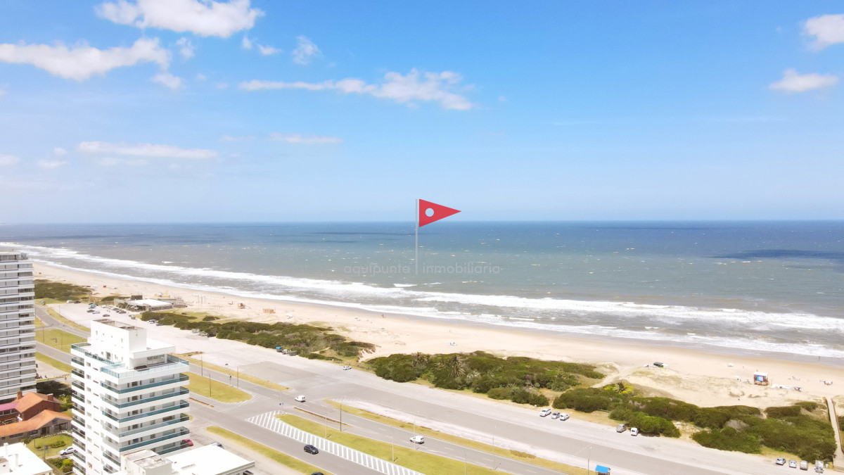 Apartamento ID.186 - Icon Brava en venta de 2 dormitorios y medio 