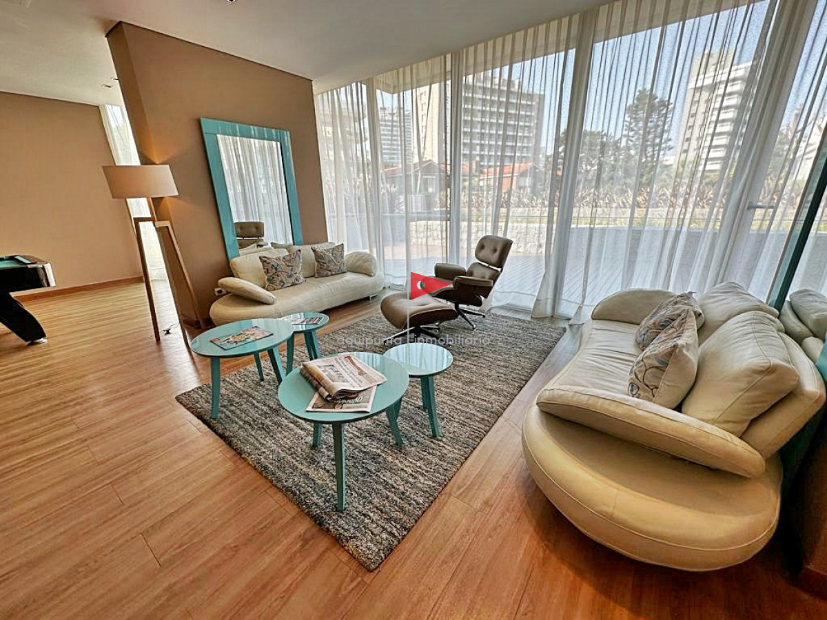 Apartamento ID.187 - Venta Piso alto en torre premium en Playa Brava