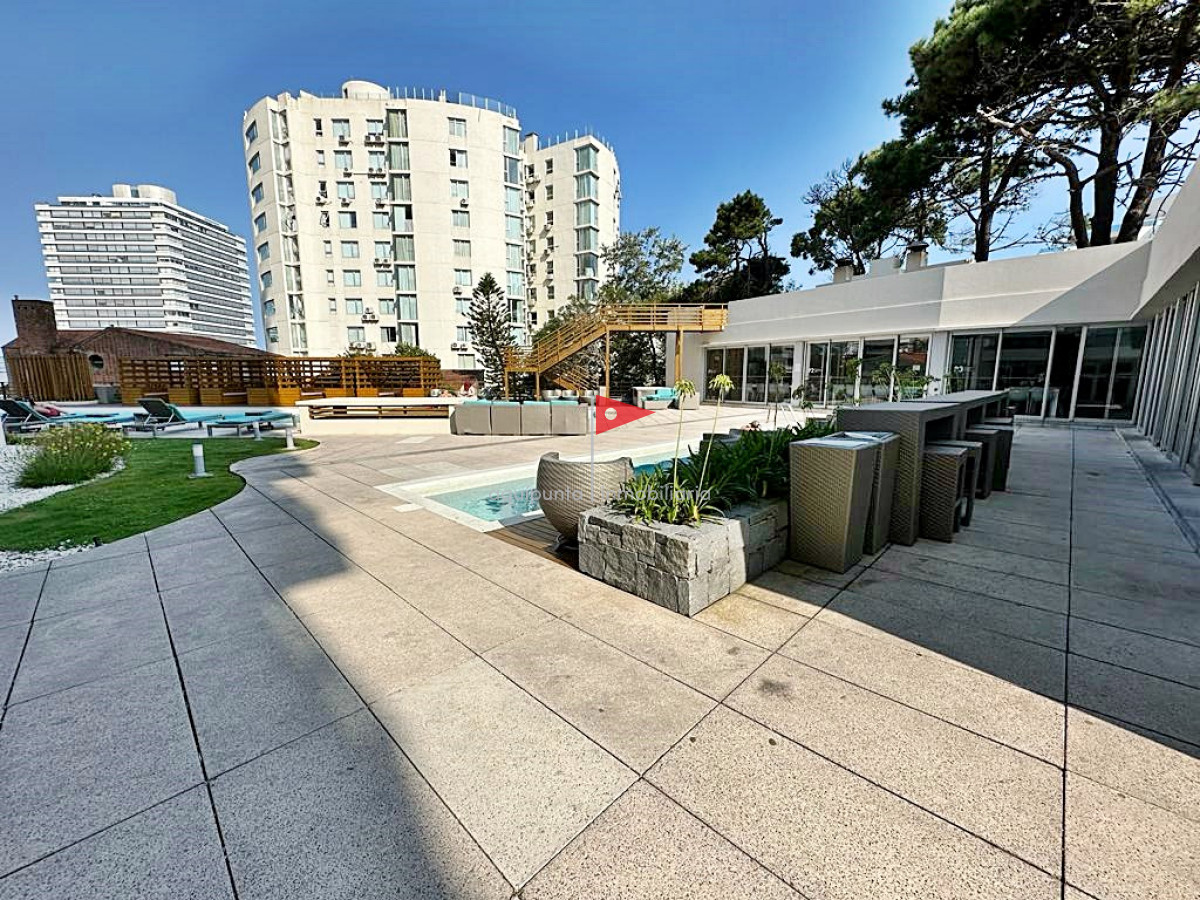 Apartamento ID.187 - Venta Piso alto en torre premium en Playa Brava