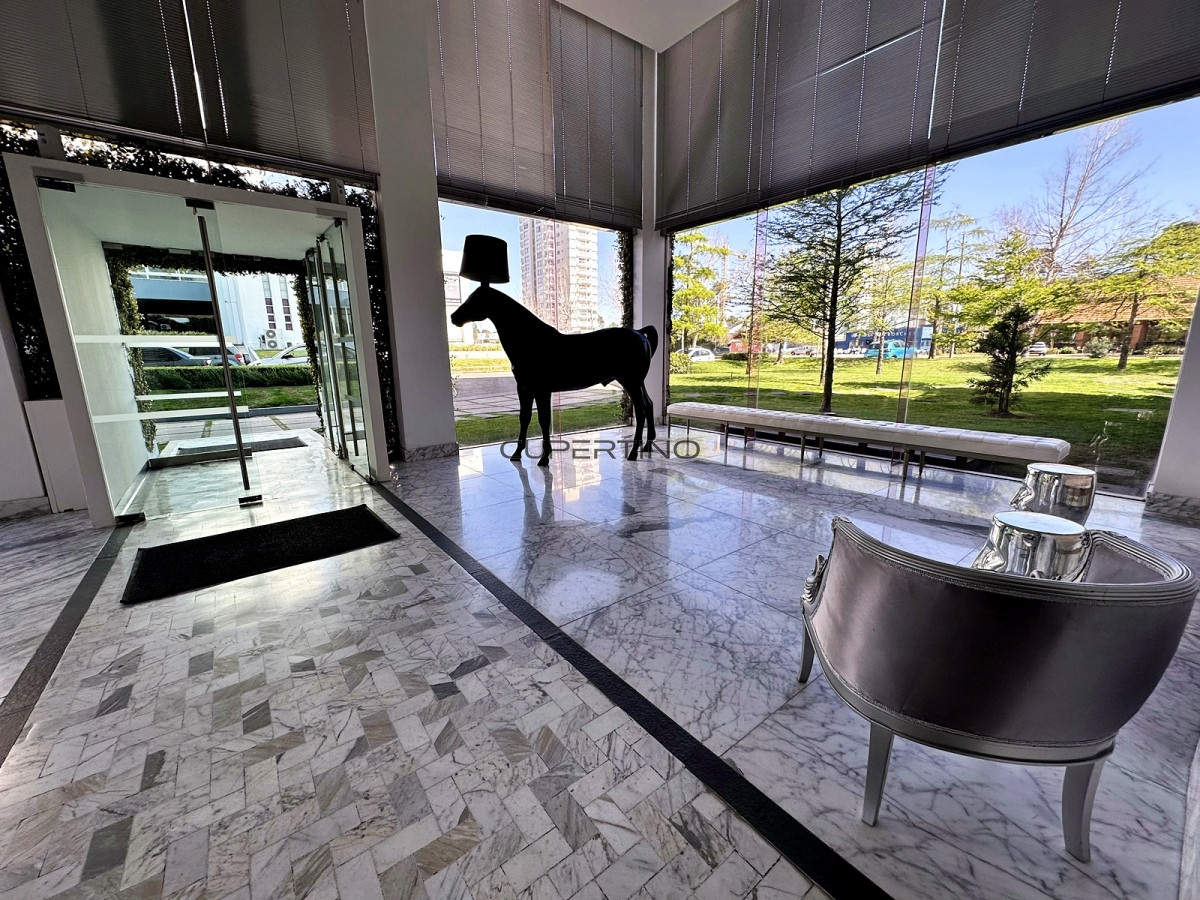 Departamento en torre Yoo alquiler invernal U$S 1.200 — photo 13