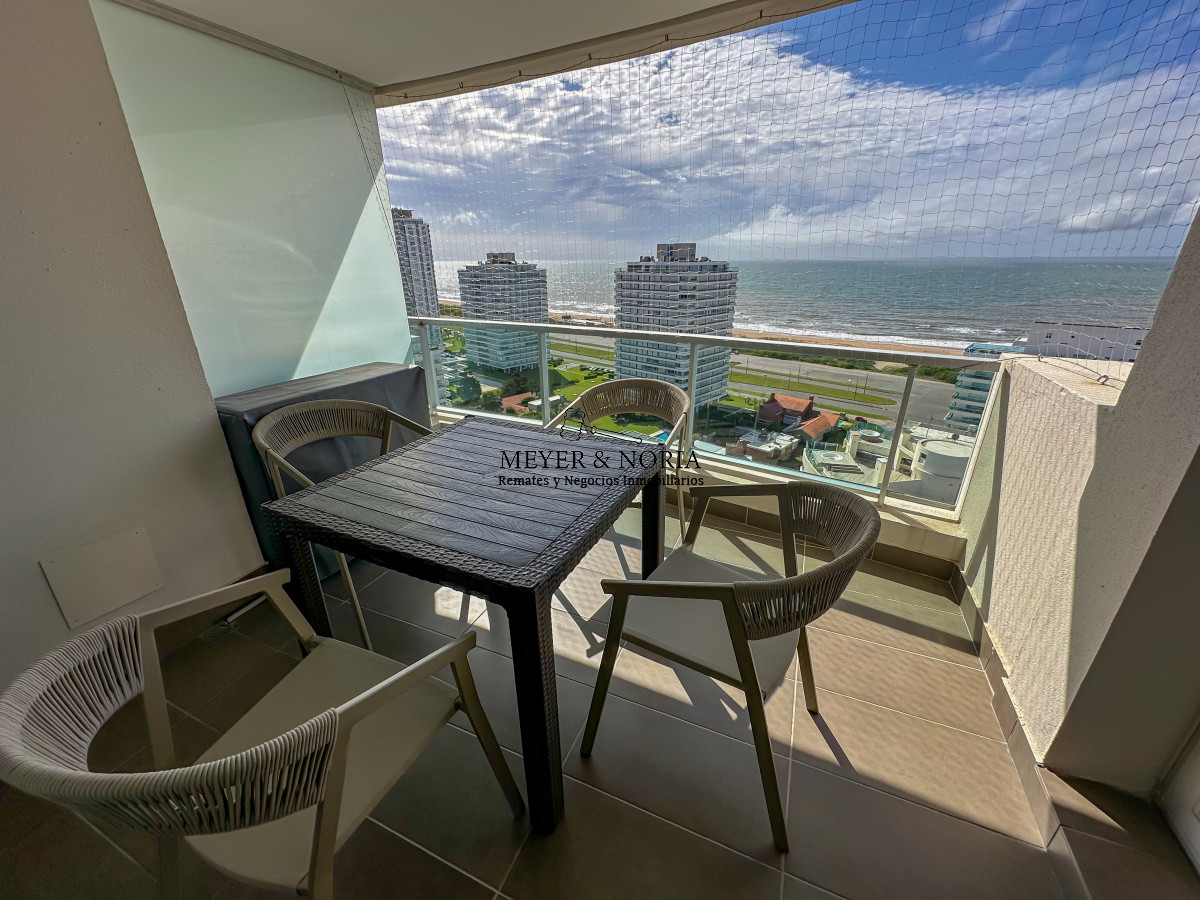 Apartamento ID.32 - Wind Tower Punta del Este - Exclusivo apartamento en piso alto en venta