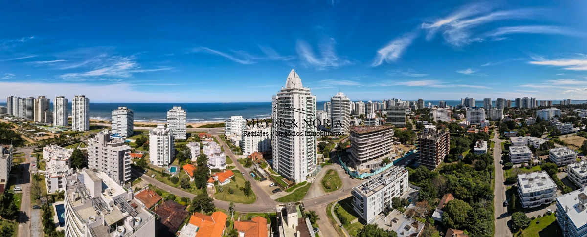 Apartamento ID.32 - Wind Tower Punta del Este - Exclusivo apartamento en piso alto en venta