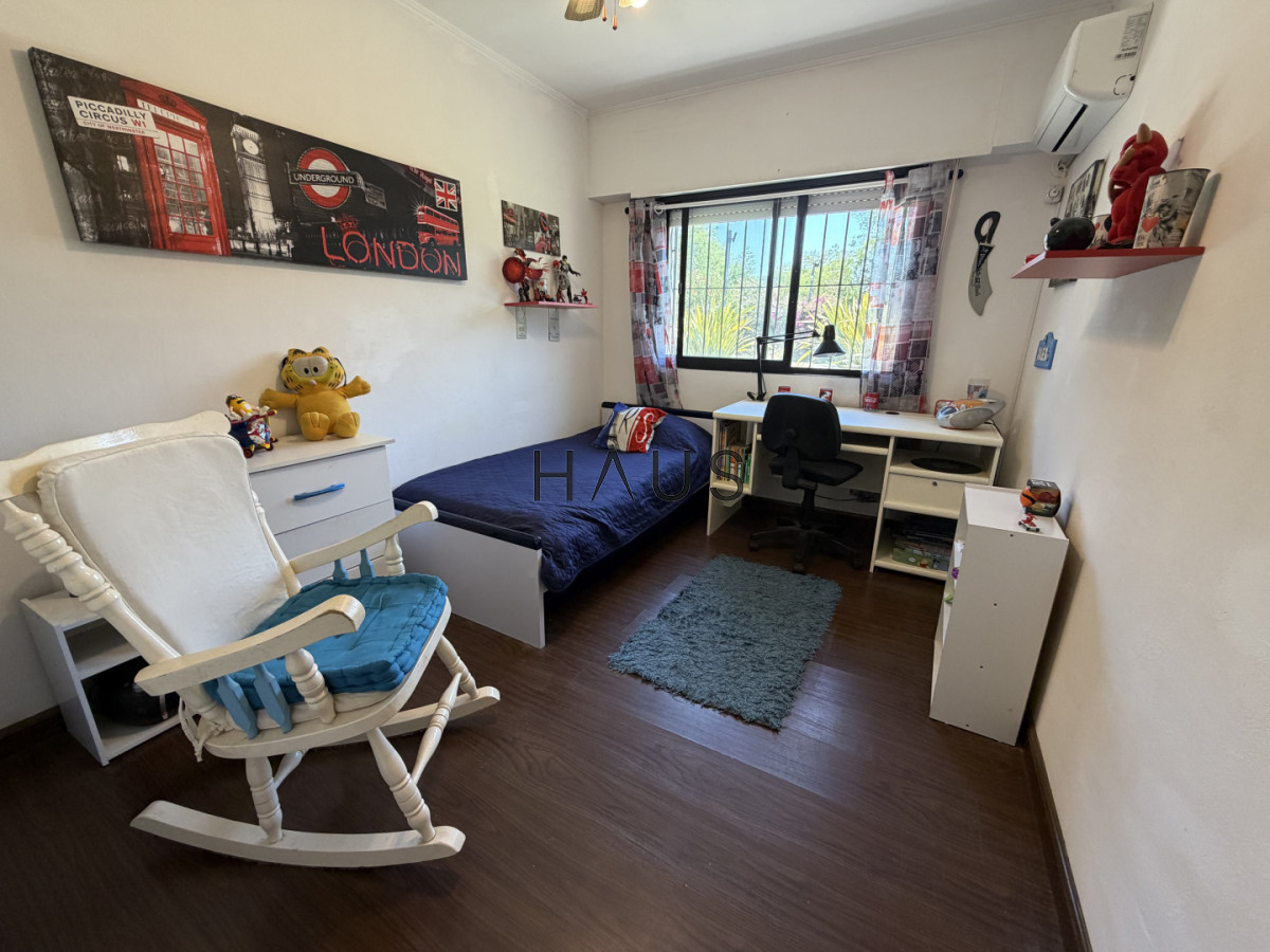 Casa ID.600 - Hermosa casa en barrio Residencial de Punta del Este a pasos de todo!