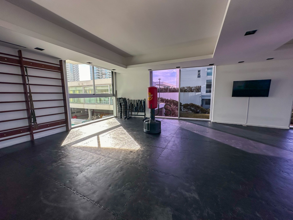 Apartamento ID.358 - TIBURON III -Temporada 2025 y 2026. Categoría frente al mar