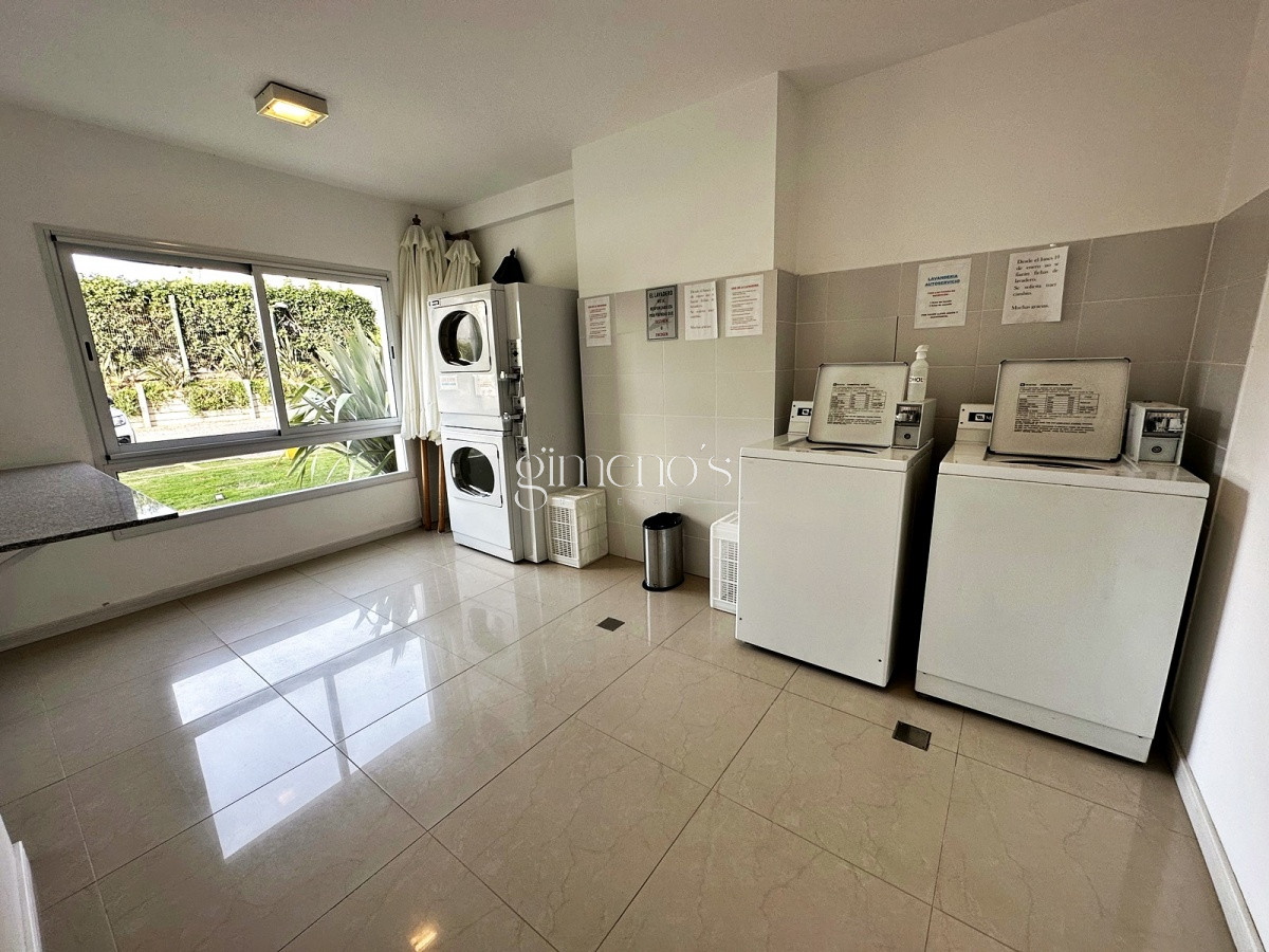 Apartamento ID.1448 - Exclusivo Penthouse en Venta de 3 Dormitorios con parrillero propio - Playa Brava - Punta del Este 