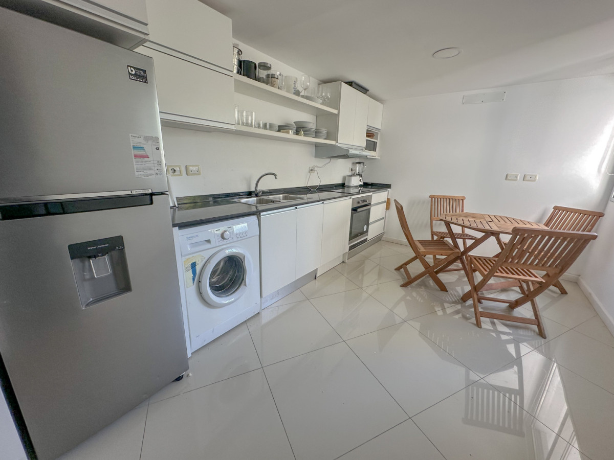 Apartamento ID.418 - Departamento en primera línea de Playa Mansa!