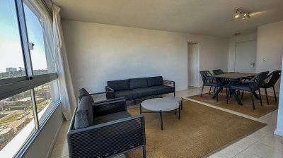 Hermoso apartamento en Roosevelt, cerca de todo!
