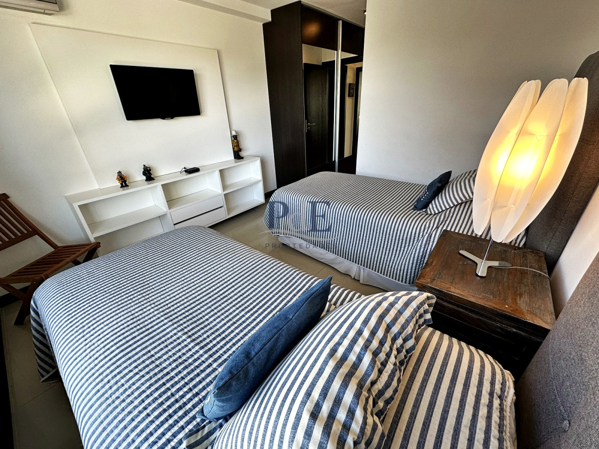 Gala Tower. Pda 4, exclusivo departamento a solo pasos del Mar en Playa Mansa. - Imagen 14