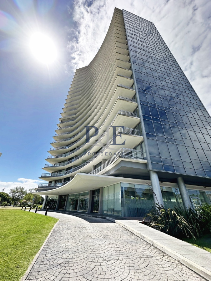 Piso alto esquinero en Alexander Boulevard - Imagen 18
