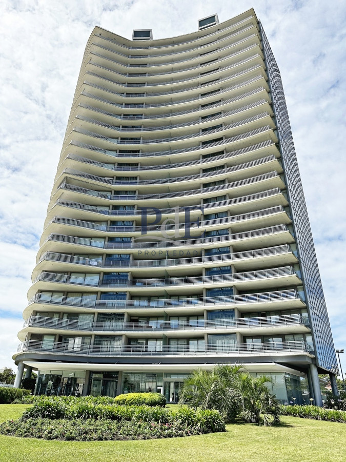Piso alto esquinero en Alexander Boulevard - Imagen 19