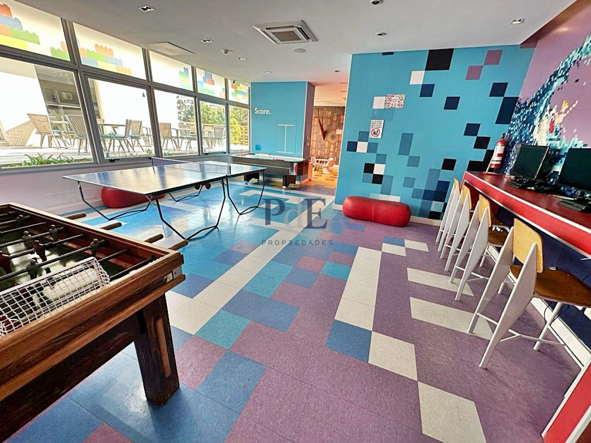 Piso alto en torre premium en Playa Brava - Imagen 33