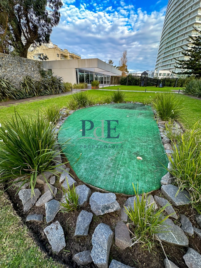 Gala Tower. Pda 4, exclusivo departamento a solo pasos del Mar en Playa Mansa. - Imagen 38