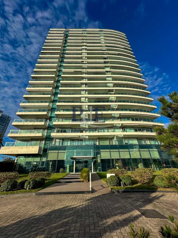 Gala Tower. Pda 4, exclusivo departamento a solo pasos del Mar en Playa Mansa. - Imagen 45