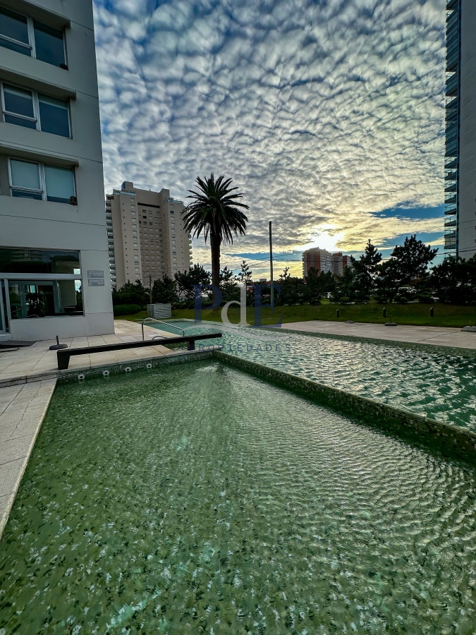 Gala Tower. Pda 4, exclusivo departamento a solo pasos del Mar en Playa Mansa. - Imagen 31