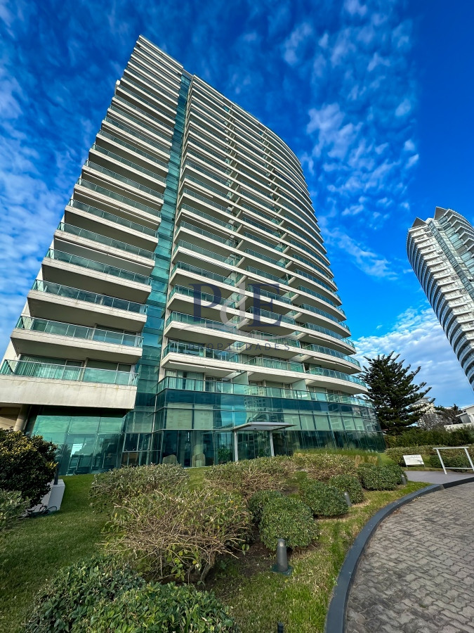 Gala Tower. Pda 4, exclusivo departamento a solo pasos del Mar en Playa Mansa. - Imagen 43