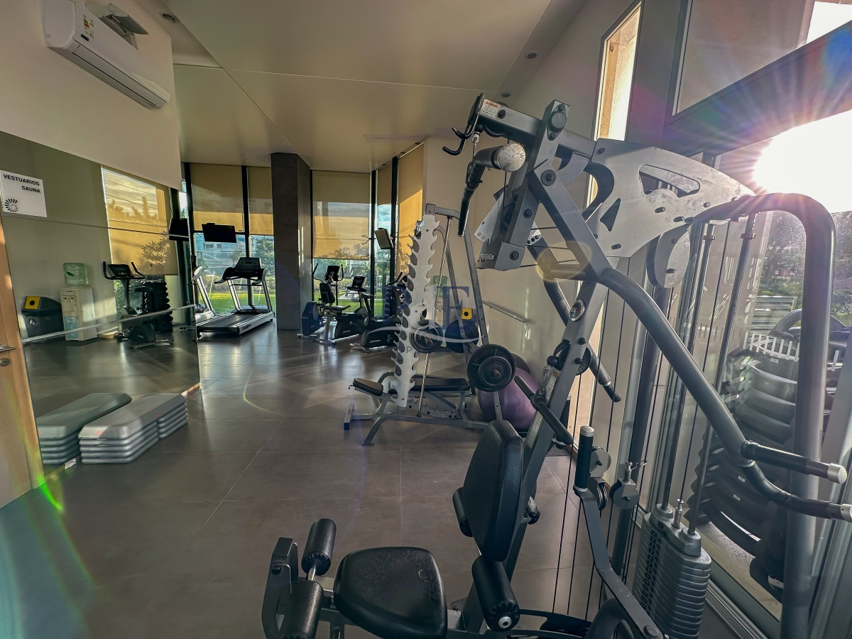 Gala Tower. Pda 4, exclusivo departamento a solo pasos del Mar en Playa Mansa. - Imagen 25