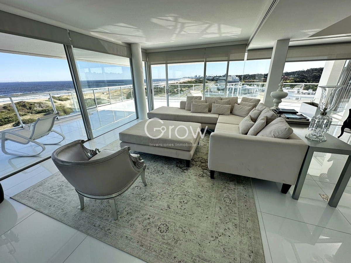 Pent House en primera linea de Playa Brava. Punta del Este