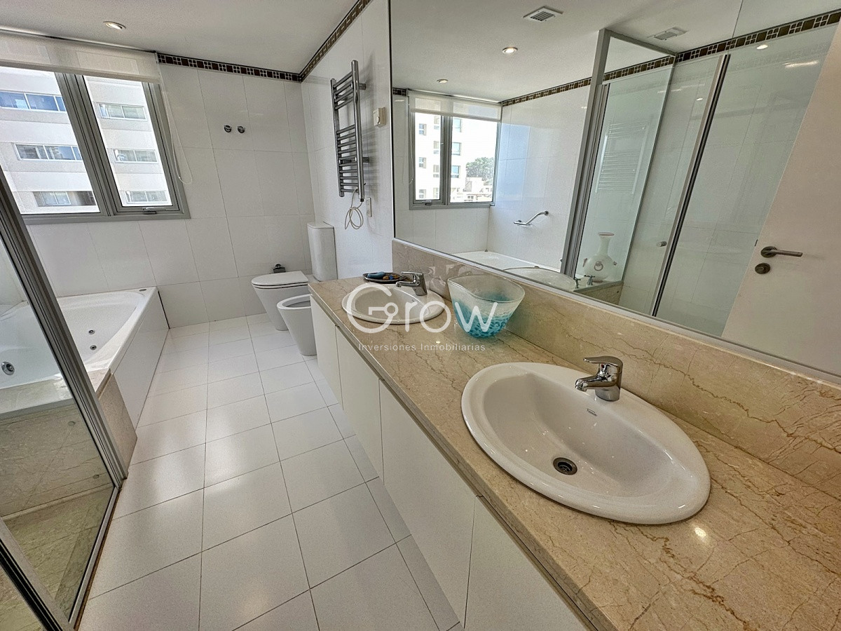 Apartamento ID.106 - LE PARC PUNTA DEL ESTE
